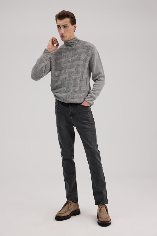 Gray Slim Fit 5-Pocket Jeans