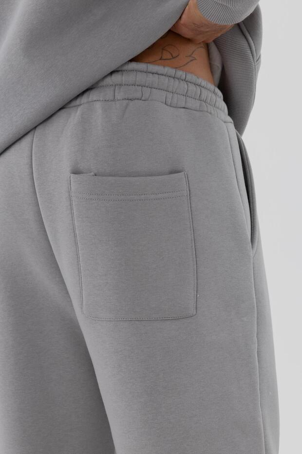 بنطال رياضي أساسي بخصر مطاطي، لون رمادي فاتح - 4