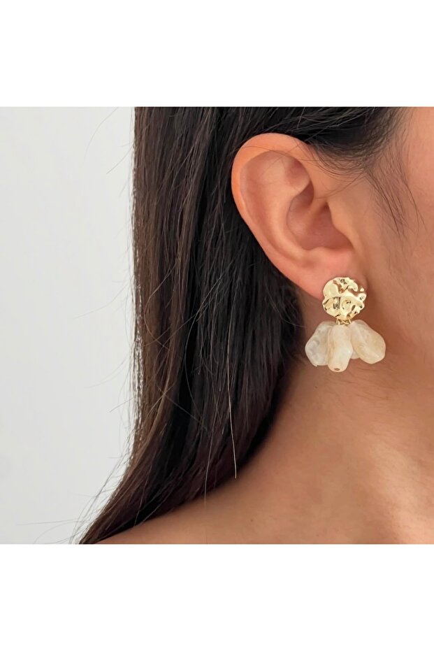 Women's Design Dangle Gold White Earrings