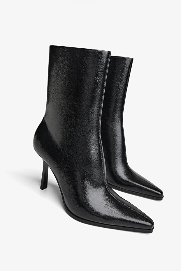 Kabartmalı topuklu bot - 5