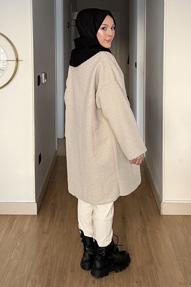 Oversized Jacket with Double Colored Buttons - 3