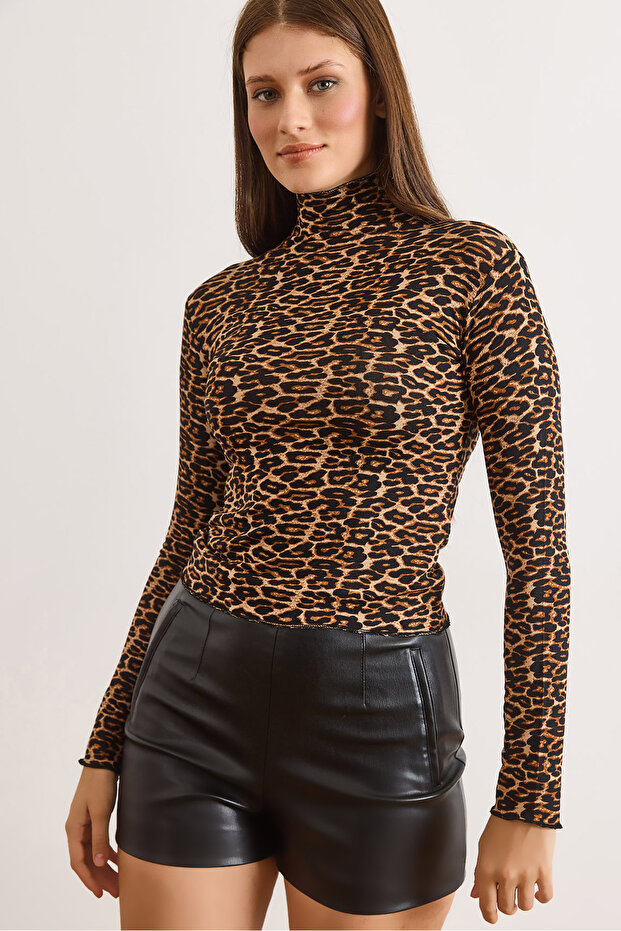 Women's Leopard Brown Turtleneck See-Through Stretchy Blouse Blz-19003169