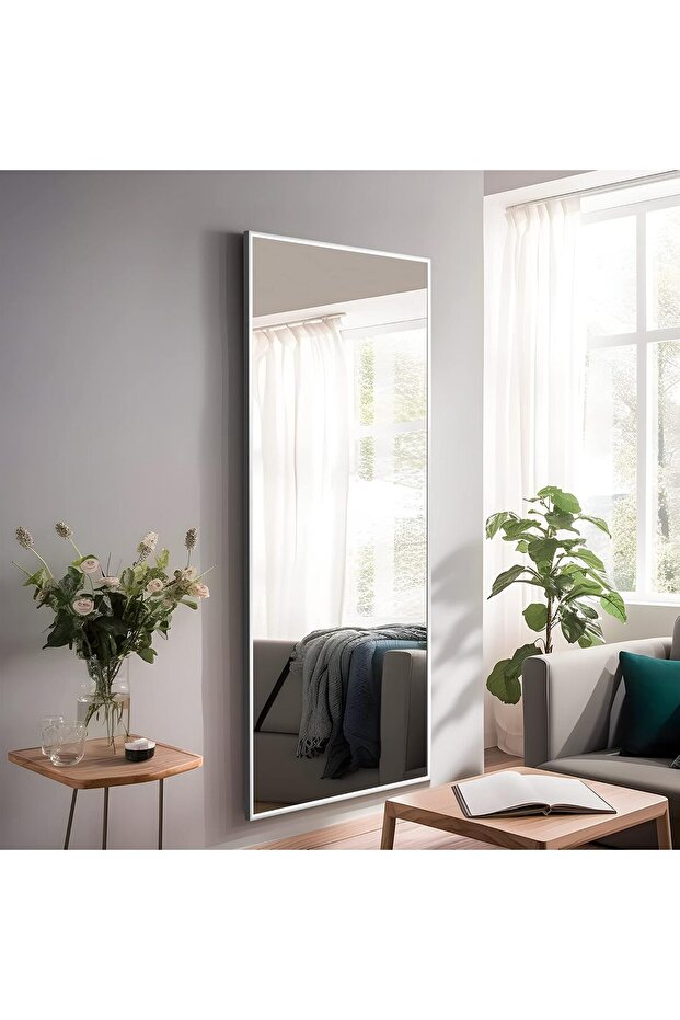 مرآة أرضية كاملة الطول بإطار من الألومنيوم (180 × 80 سم).