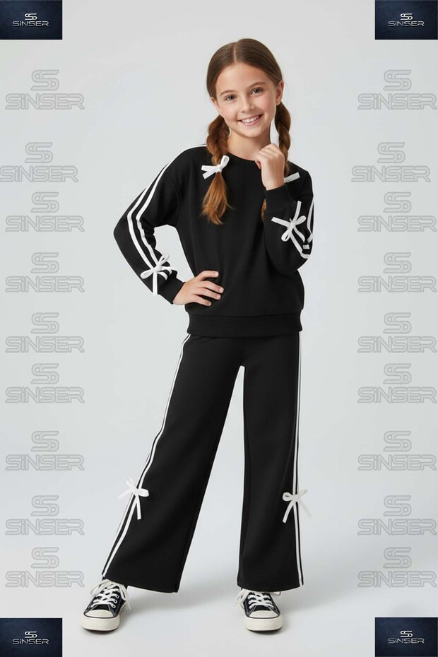 Female Children's Tracksuit with Bow, Stripes, Zero-Necklace Detail, Mannequin Knitted