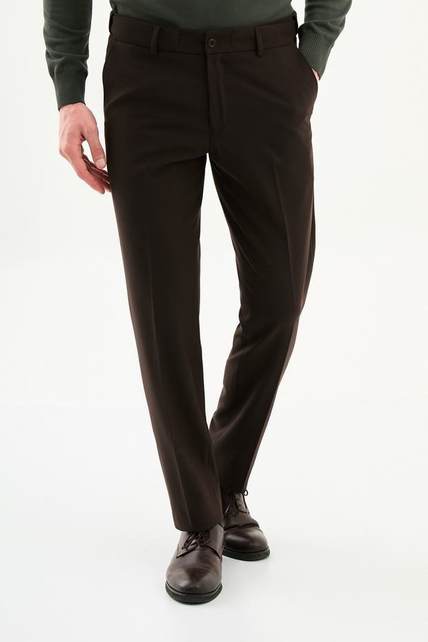 Straight Slim Fit Men's Trousers with Elastic Waistband Brown - 38345.26Y