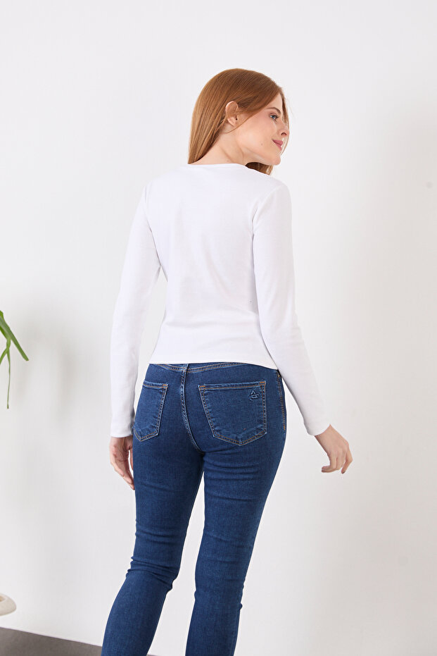 بدلة بياقة مزينة بالدبابيس - 7