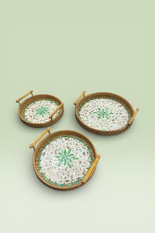 3-Piece Pearlescent Glass Rattan Tray Brown 28cm 24cm 22cm