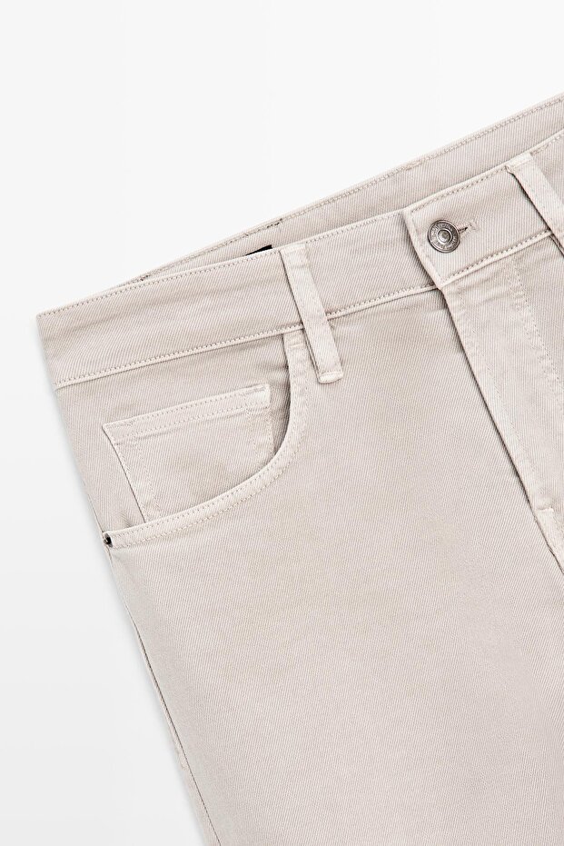 Tapered fit jean - 3