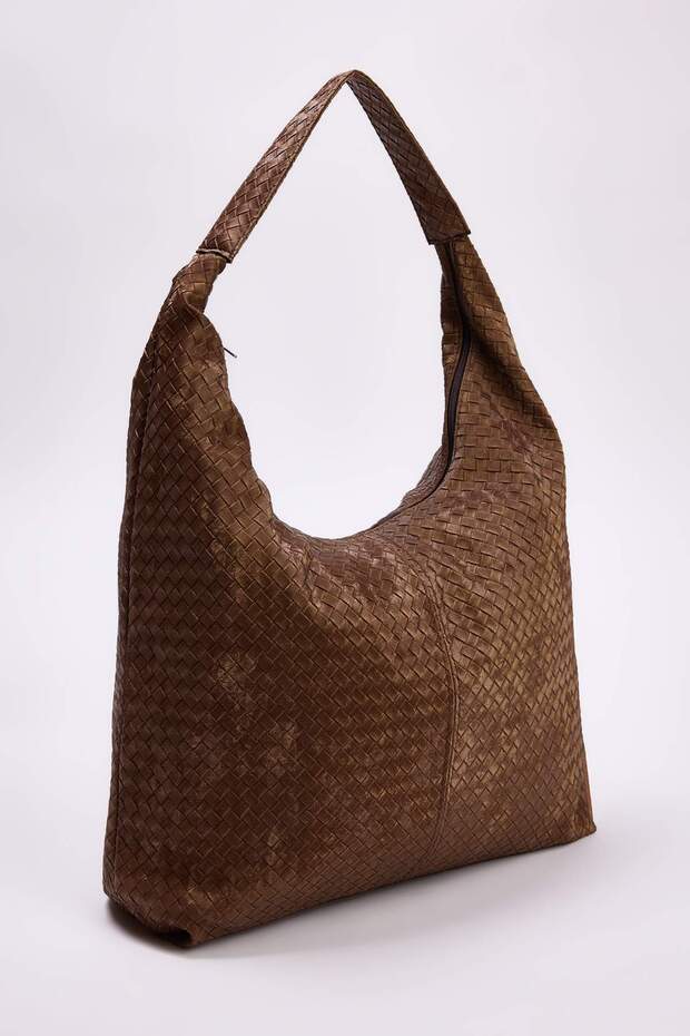 Kahverengi Örgü Desenli Büyük Maxi Tote Kadın Maksi Boy Omuz Çantası TAKAW26OC00045 - 2
