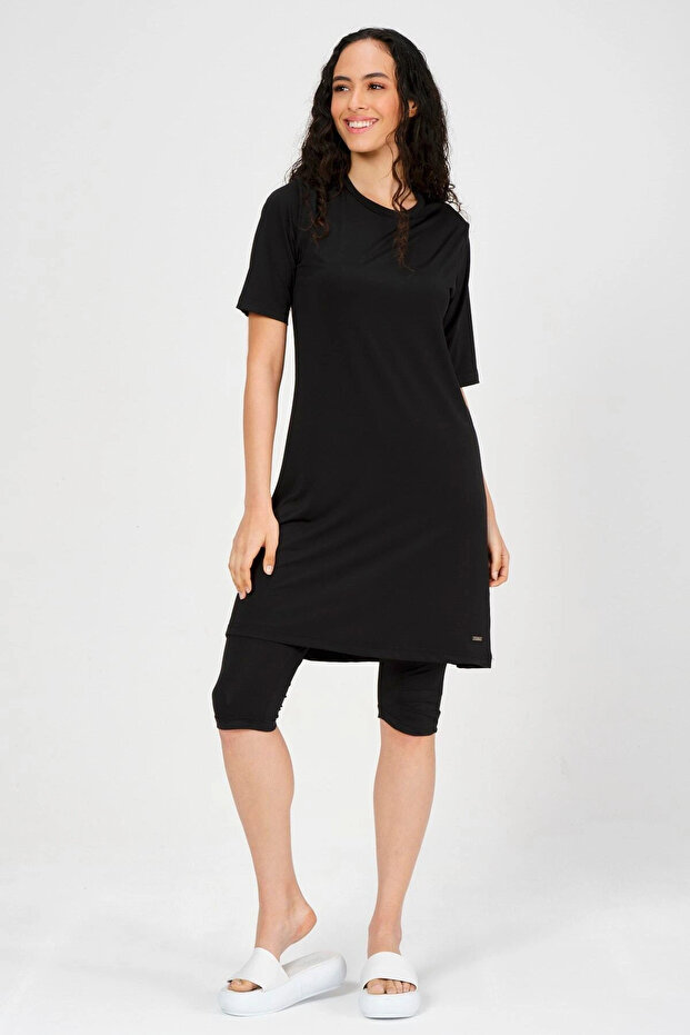 ملابس السباحة الأساسية قصيرة الأكمام - 4