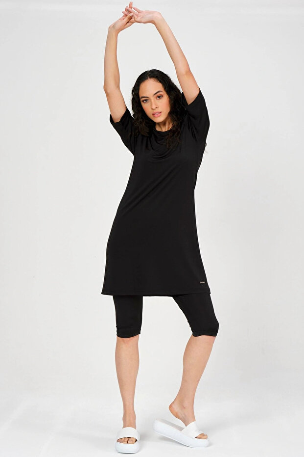 ملابس السباحة الأساسية قصيرة الأكمام - 3