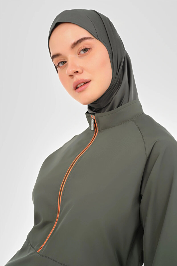 ملابس سباحة منقوشة بأكمام راجلان