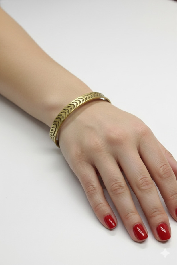 Pure Brass Handmade Olive Leaf Embroidered Women's Bracelet Abundance and Prosperity
