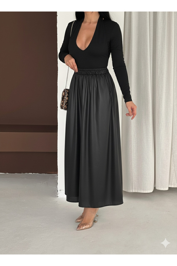 Women's Leather-Like Shiny Lacquer Fabric Black Color Long Pocketed Skirt Length 95 cm