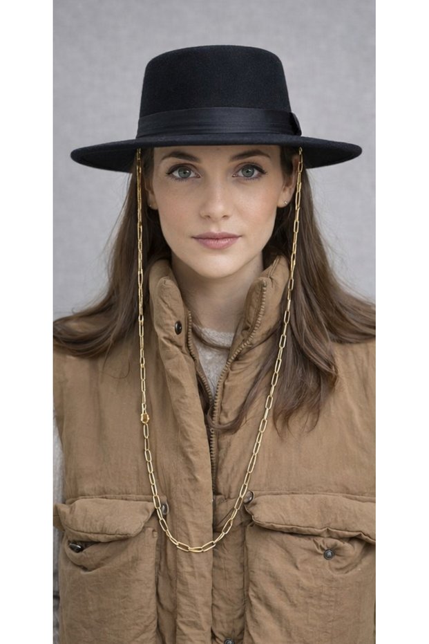 Removable Chain Gondola Felt Luxury Hat Custom Collection