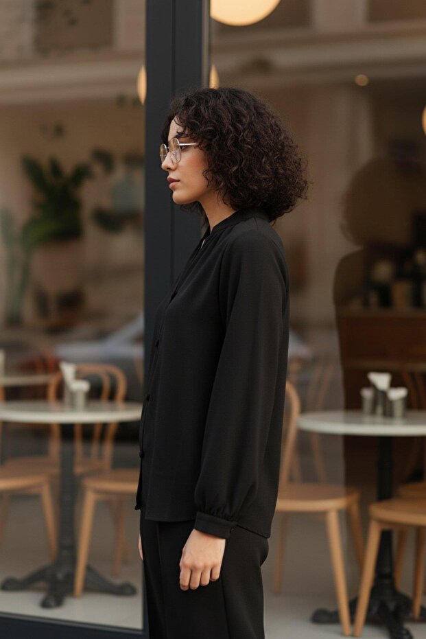 بلوزة هاكم ياكا بأزرار من الكريب المستورد - أسود - 4