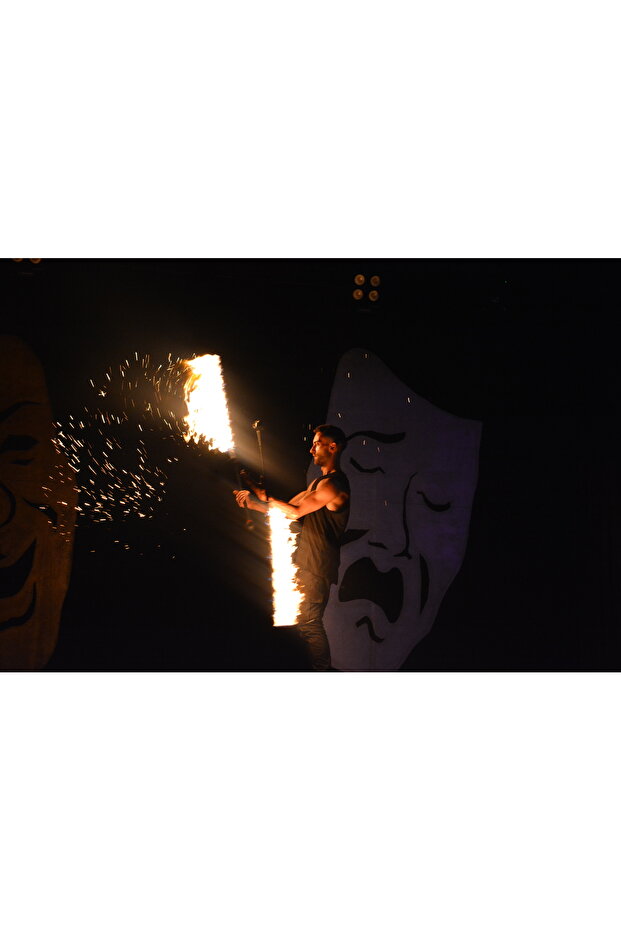 Unbendable Fire Contact Sword - 3