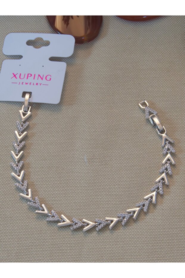 Vip Zircon Stone Arrow Model Steel Bracelet Modern and Combinable Design