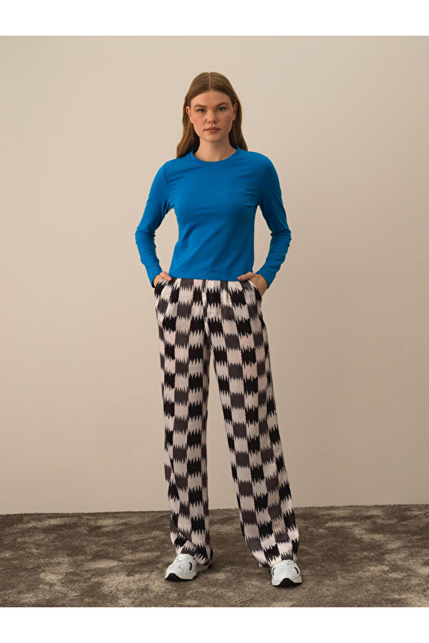 Kadın Mavi Slim Fit Modal Basic Tişört - 4