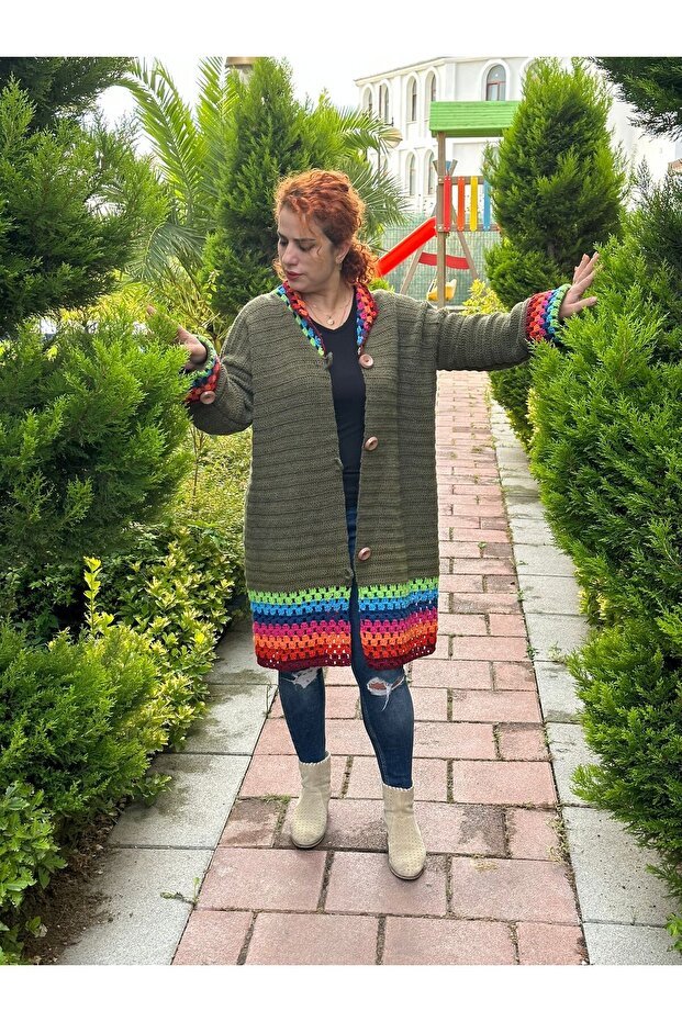 Hand Knitted Women's Thick Cardigan