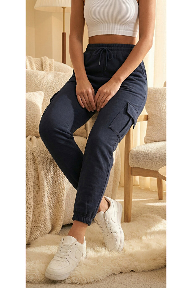 Women's Pocketed Lace-Up Elastic Tight-Legged Comfortable Sweatpants, Trousers