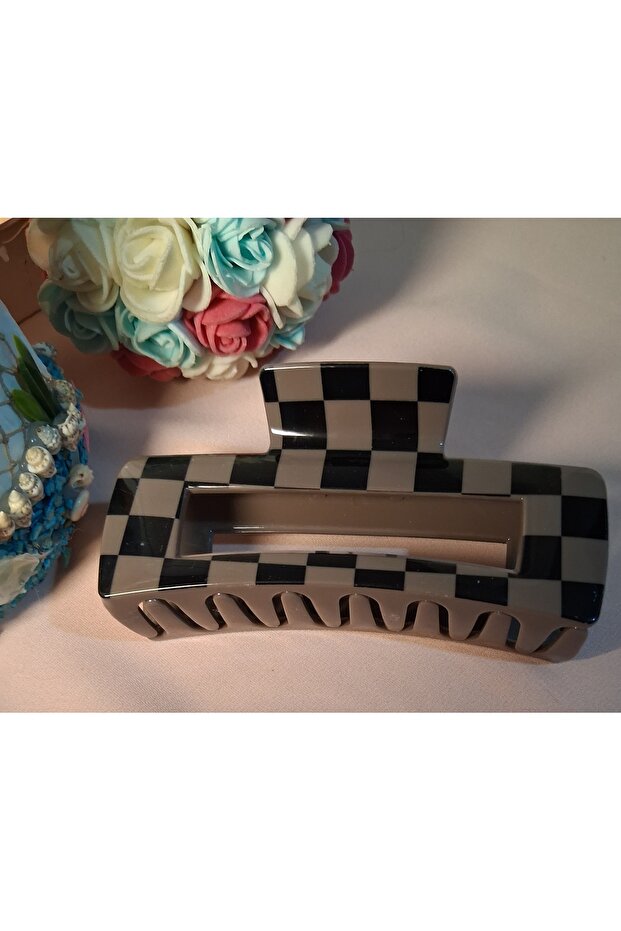 مشبك شعر كبير بنمط مربعات - 4