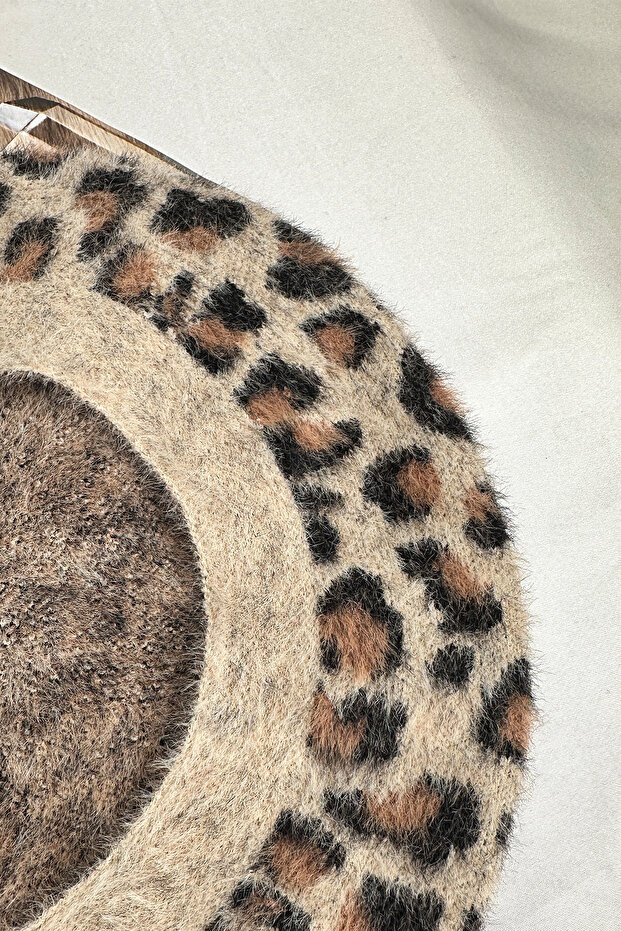 قبعة رسام بنمط الفهد ذات الملمس الناعم - 2