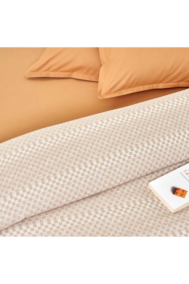 طقم دور علوي مزدوج بهدوء باللون البني - 3