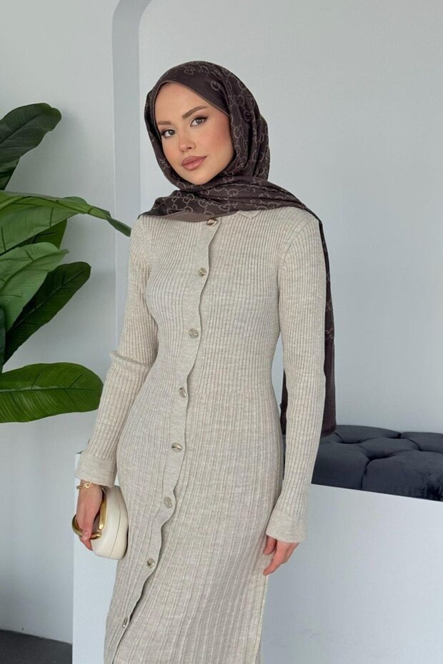 10 Düğmeli Triko Elbise - 1