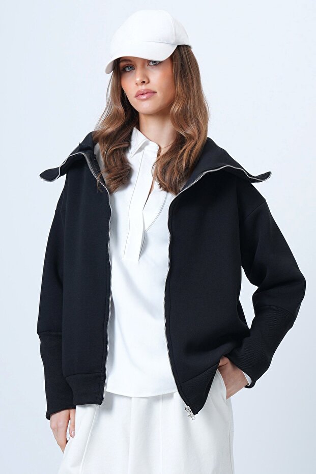 Women's Black Zippered Wide Collar Long Sleeve Sweatshirt Vs01331