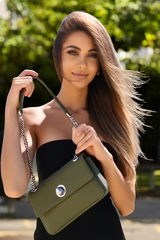 حقيبة يد نسائية بحزام سلسلة