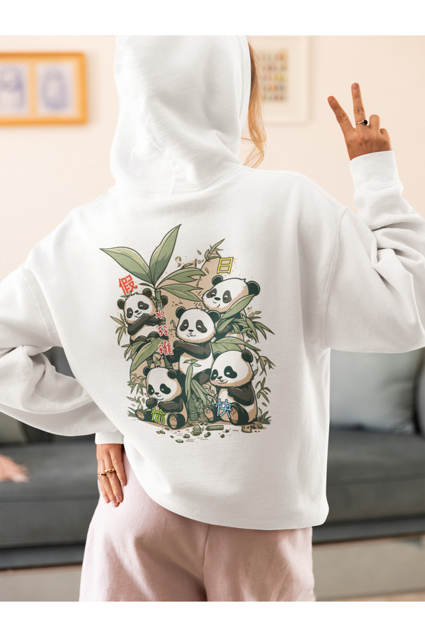 سترة نسائية مطبوعة بطبعة باندا لطيفة