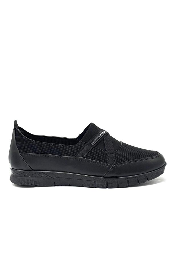 Large Size Women's Casual Shoes Black to Black