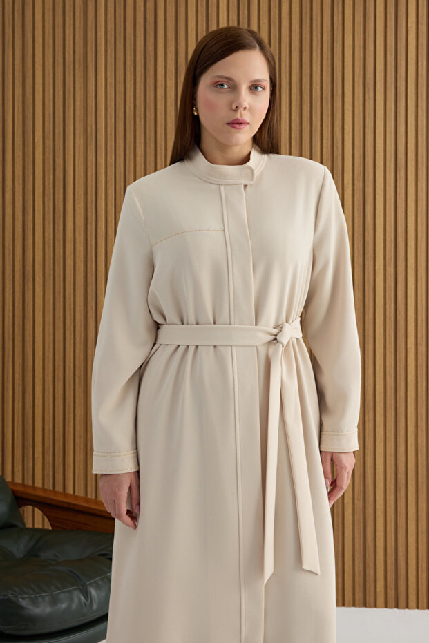 فستان فيرايس بتفاصيل تطريز الخرز باللون البيج - 4