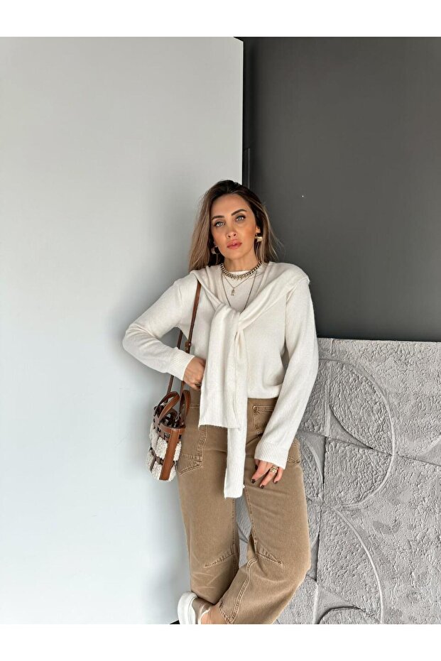Krem Bağlamalı Basic Kazak - 1