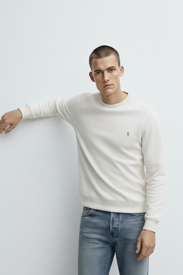 سويت شيرت رجالي ذو رقبة دائرية من إكرو الأساسي - 3