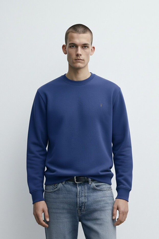 سويت شيرت رجالي ذو ياقة دائرية أساسي بلون النيلي - 2