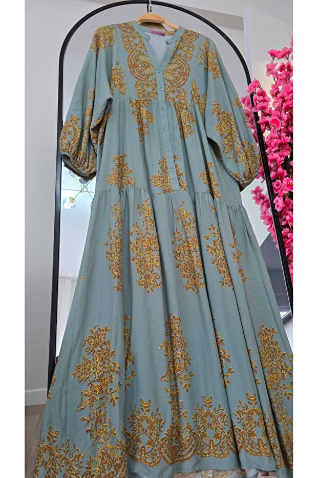 Modest viscose dress – modern pattern, lightweight fabric