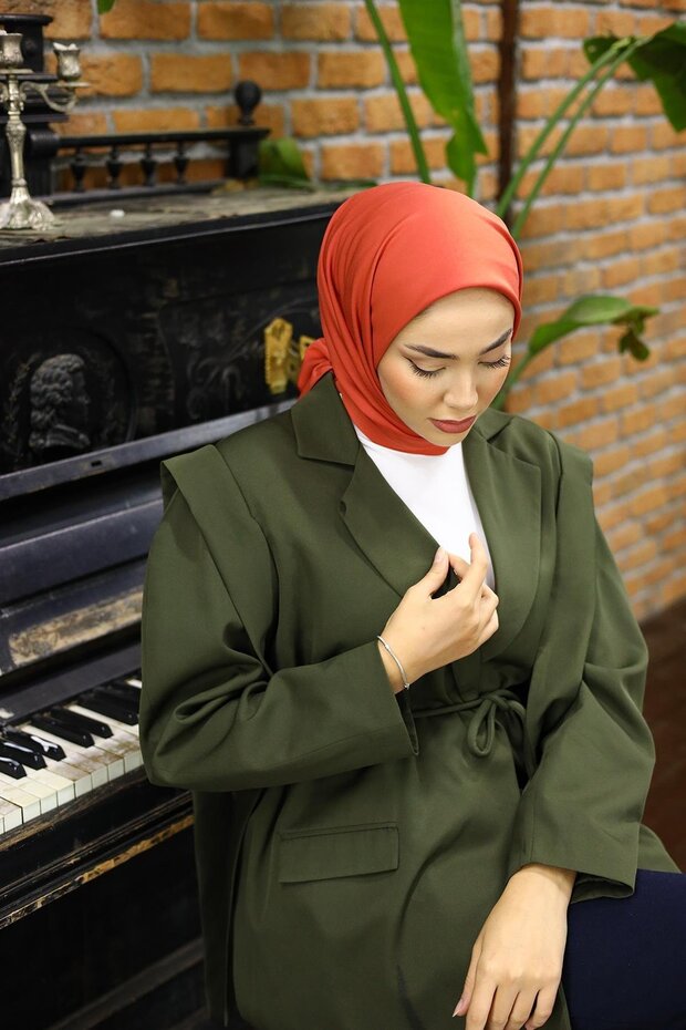 وشاح تويل بلون سادة