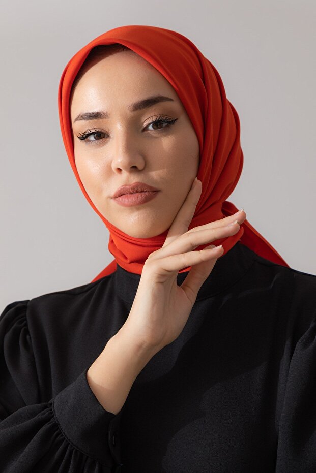 وشاح تويل بلون سادة