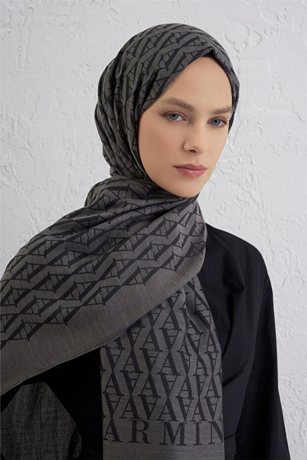 Monogram Pattern Edition Shawl 14 - 3