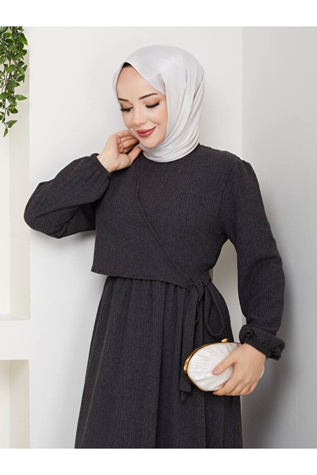 YANDAN BAĞLAMALI ELBİSE - 2