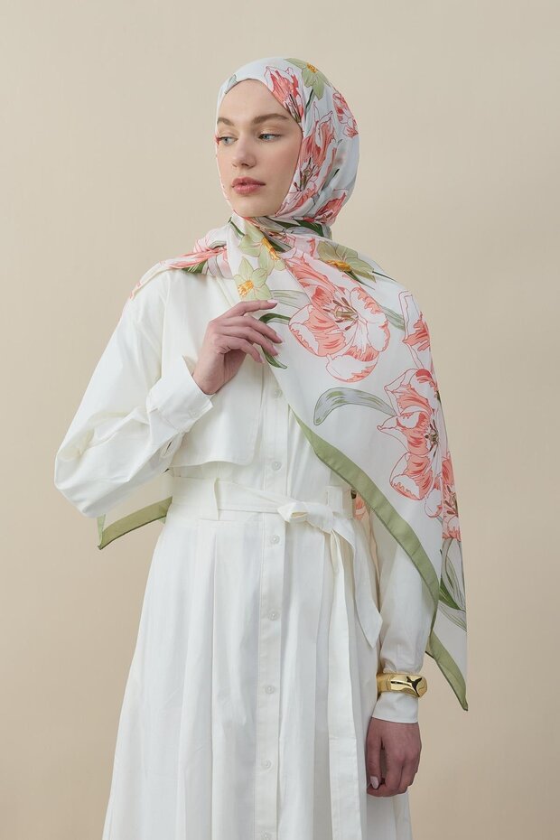 Blossy Voile Silk Shawl Green