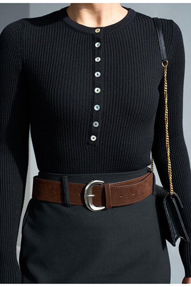 Button Detailed Knitwear Sweater