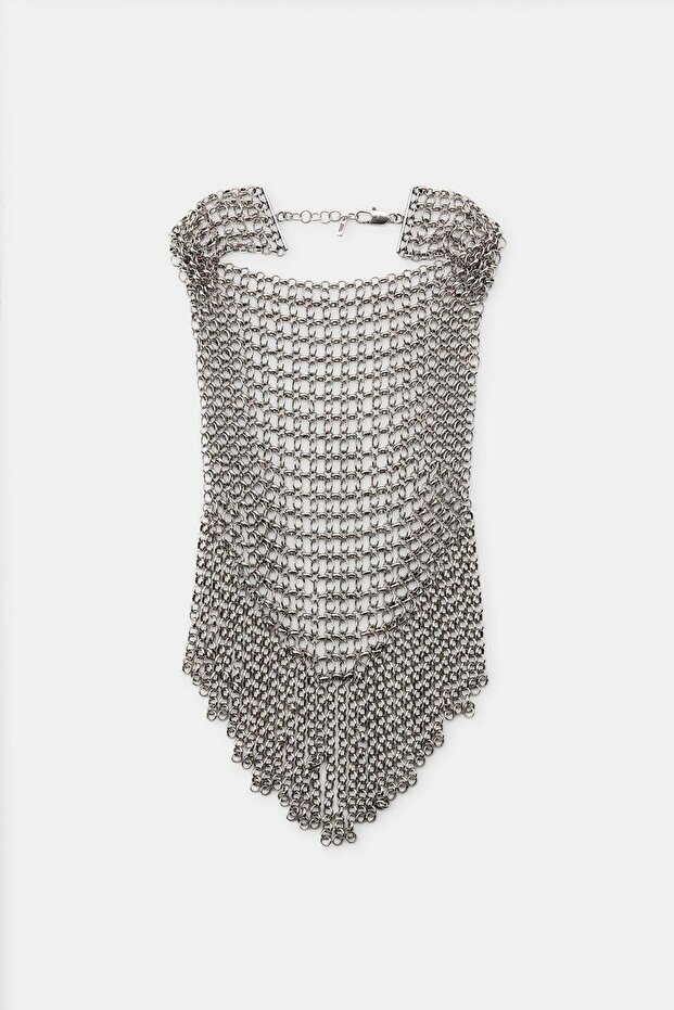 Interlocking Braid Ring Design Necklace - 1