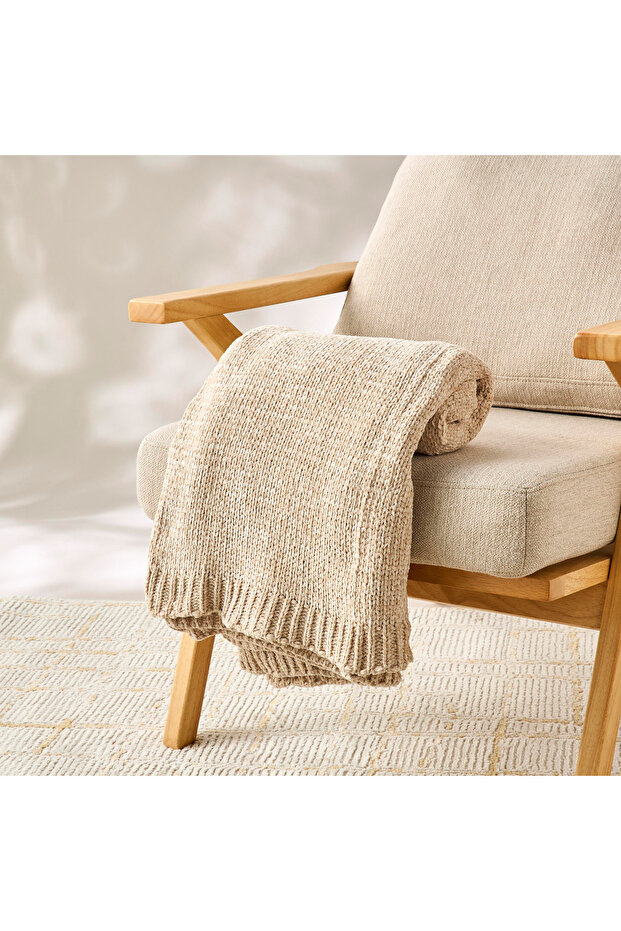 Knitted Chenille Throw - 127x152 cms