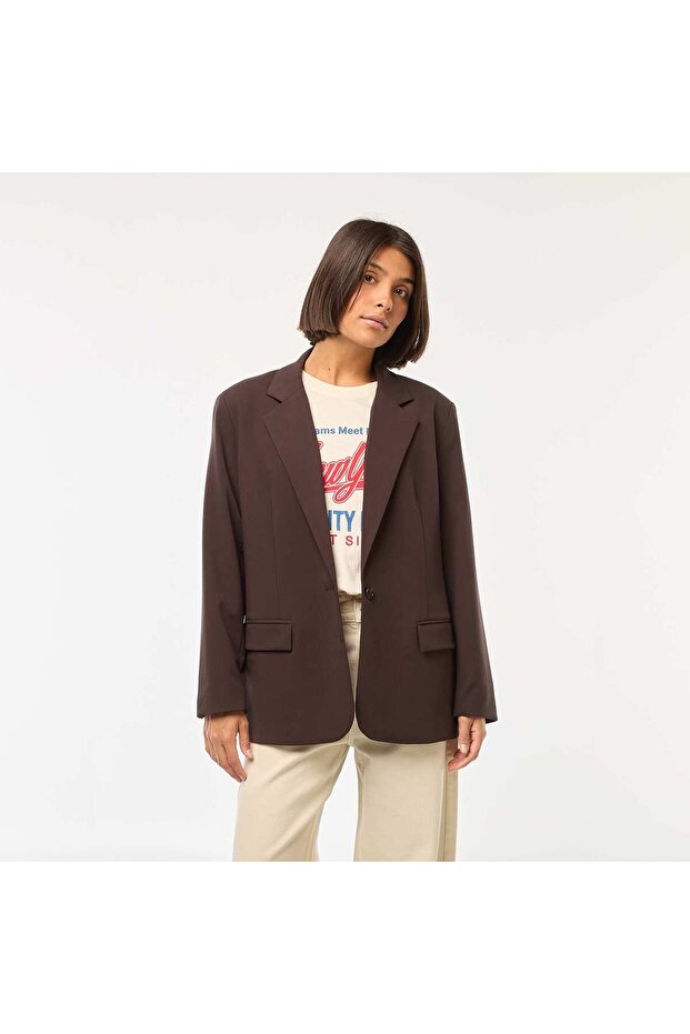 جاكيت بني مصمم خصيصاً - 1