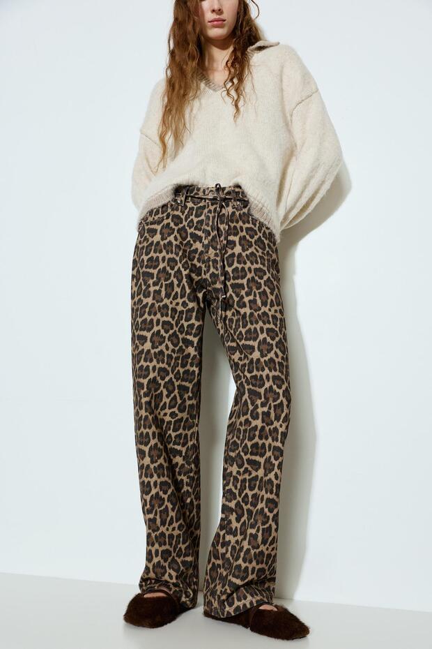 Leopar desenli bağcıklı pantolon - 3