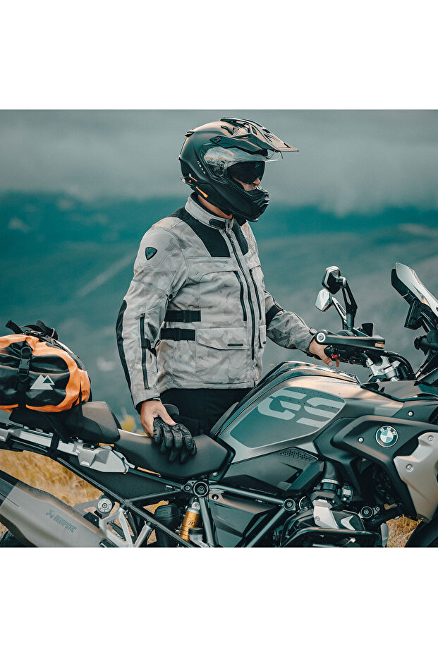 X.WED 3 ZERO PRO MAT KARBON KASK - 4