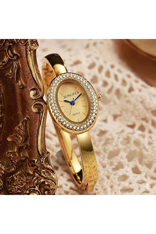 Bracelet Model Watch